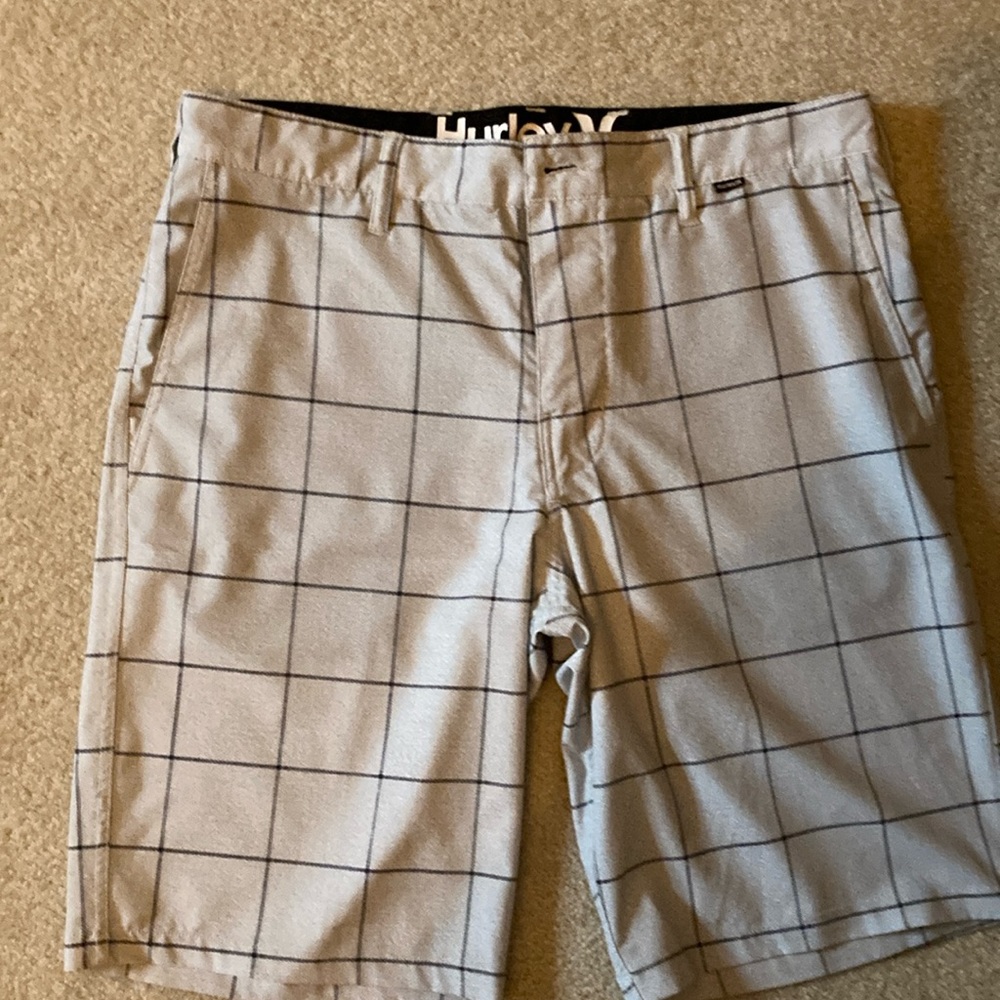 Men’s Hurley shorts. Size 32. Soft gray with black stripe